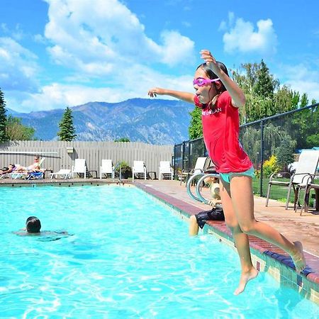 Mountain View Lodge Chelan Bagian luar foto