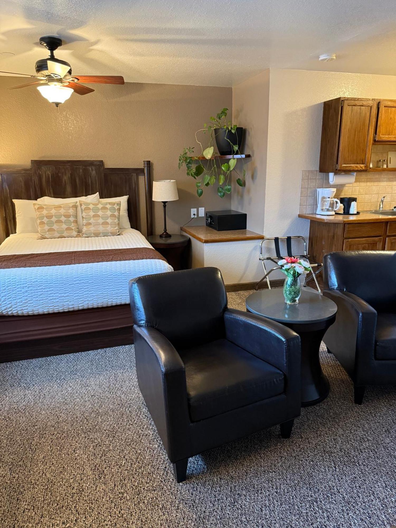 Mountain View Lodge Chelan Ruang foto